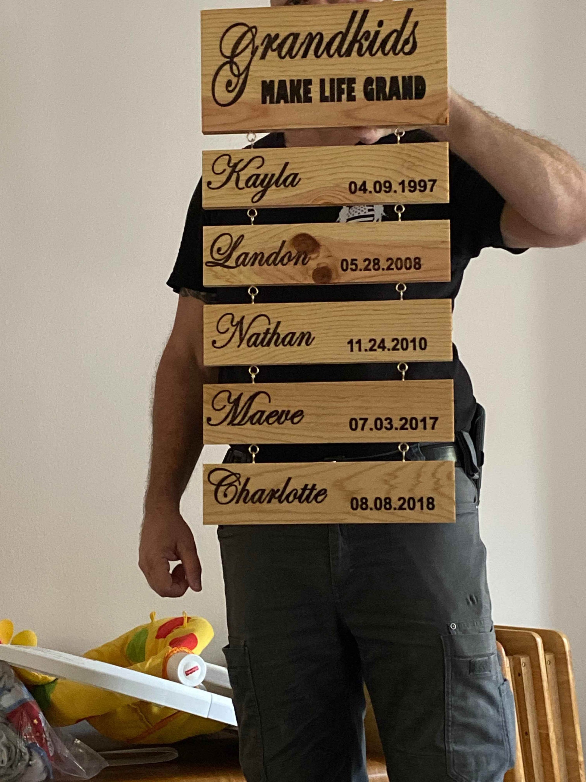 Hanging grandchildren display - Crafty Family Creations LLC